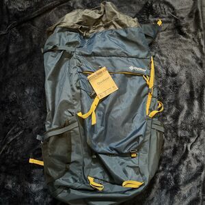 NEW Outdoor Products Crestone 80L Internal Frame Backpack. Blue et